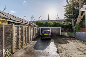 Photo 16- click for photo gallery